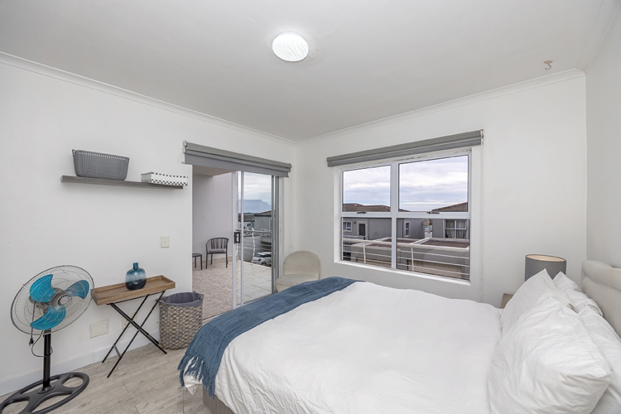 To Let 2 Bedroom Property for Rent in Big Bay Western Cape
